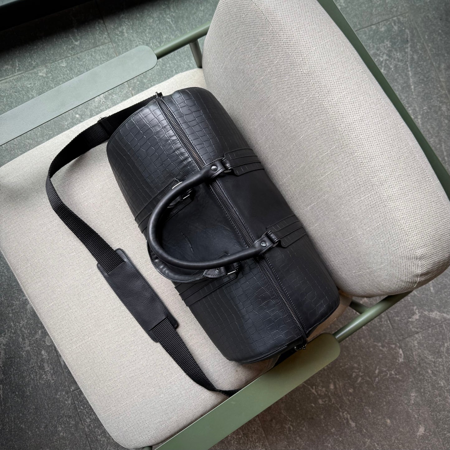 Travel Bag b002 negra/cocodrilo grab