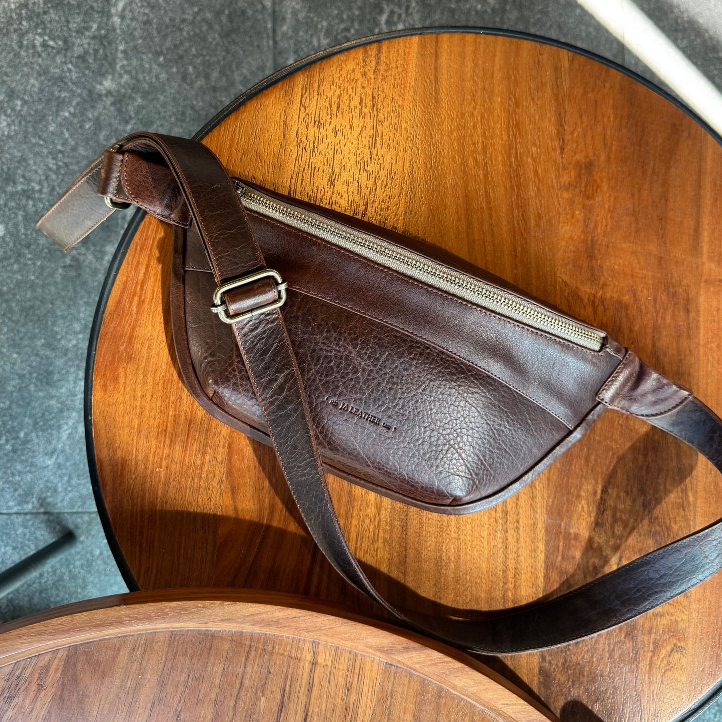 Bandolera Fernando 2 bisonte chocolate