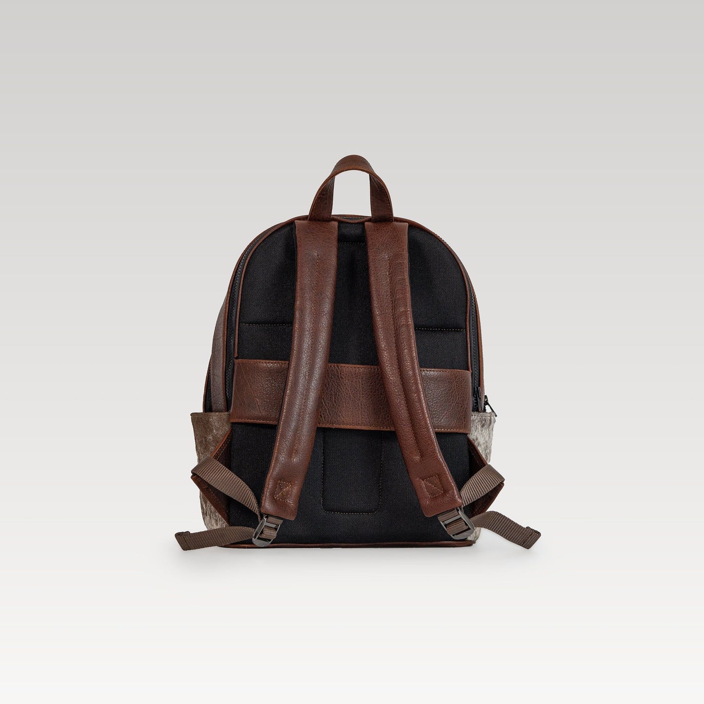Backpack Leonel bisonte chocolate y cuero pelo