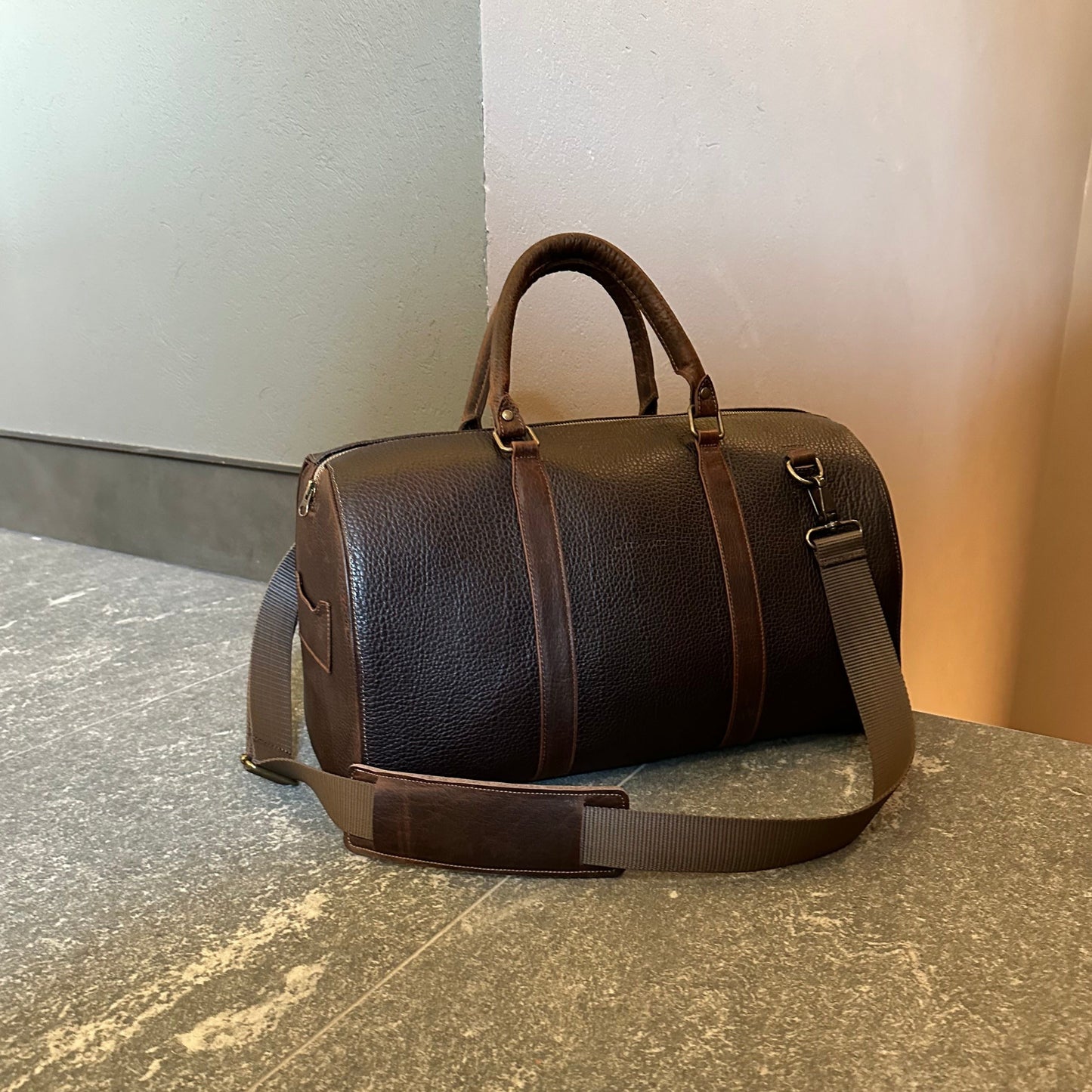 Travel Bag b002 Bisonte chocolate