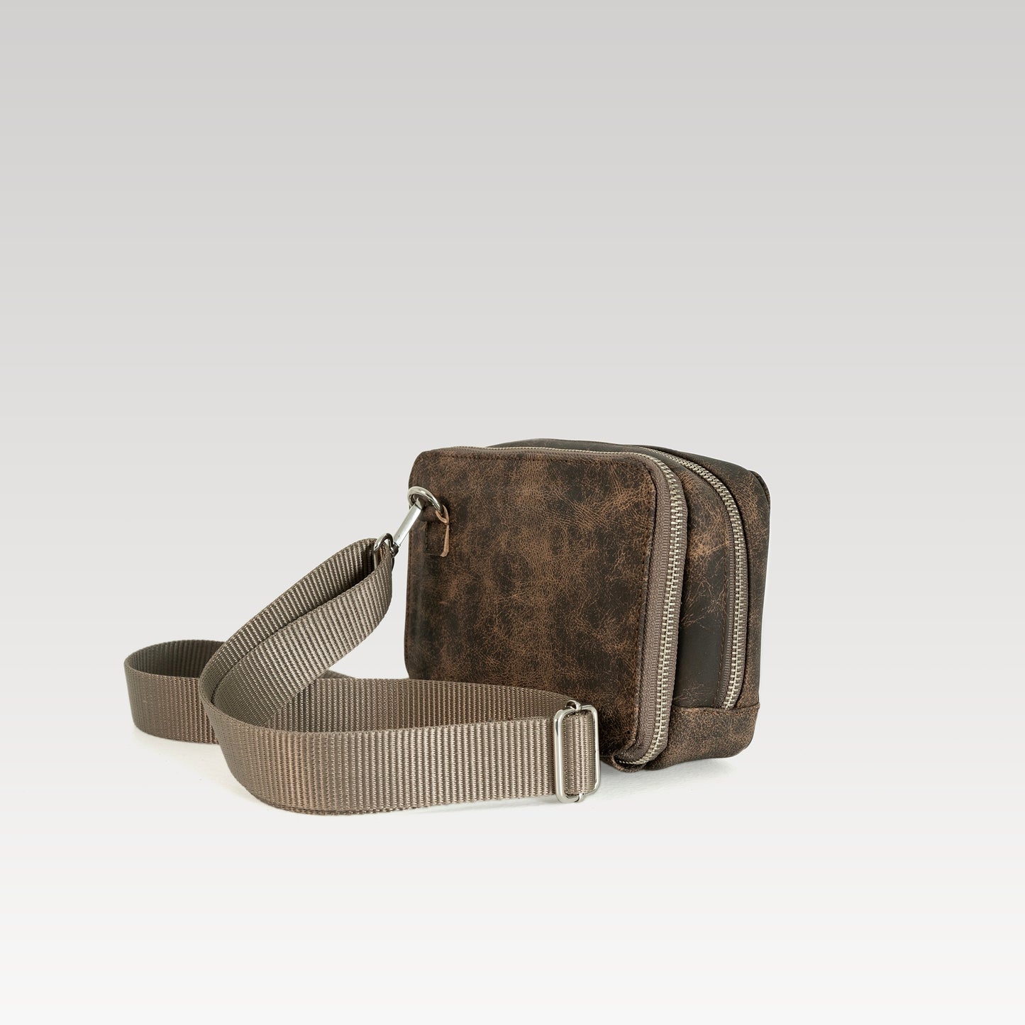 Cesar Cafe Brown Shoulder Bag