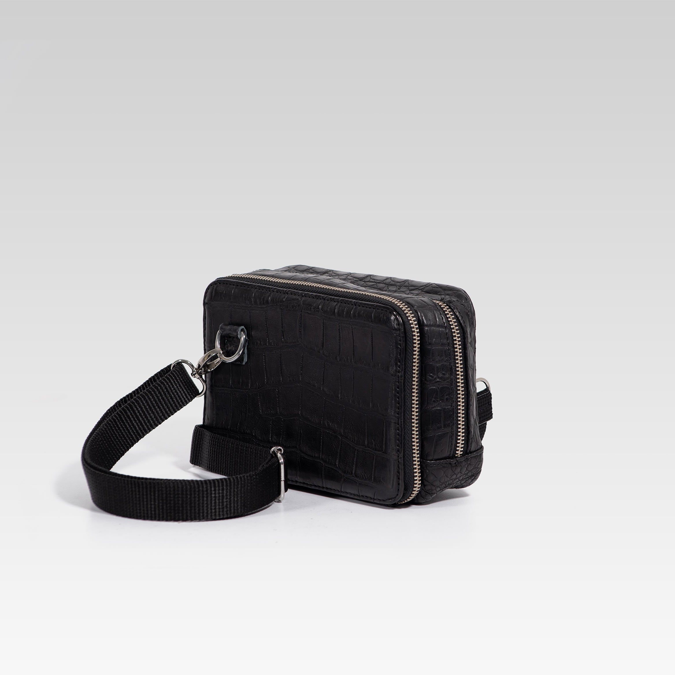 Bandolera César piel cocodrilo genuino negro