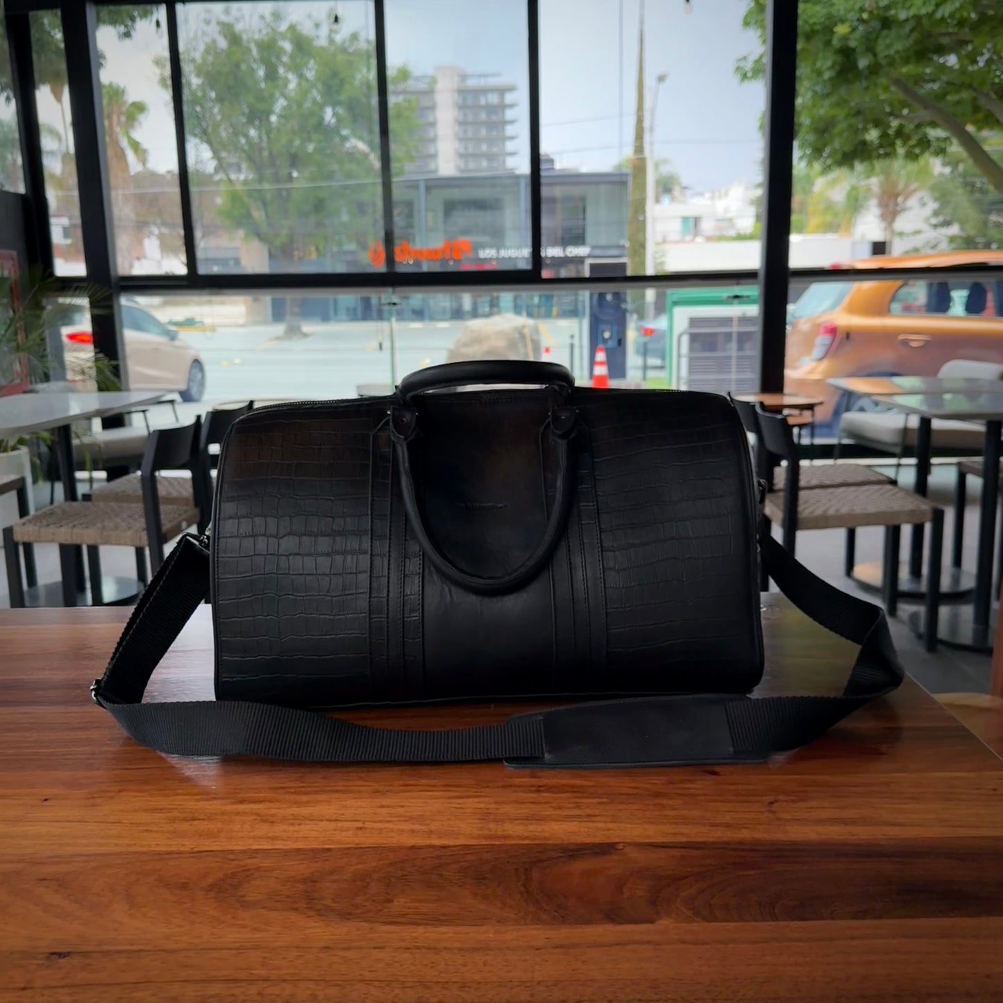 Travel Bag b002 negra/cocodrilo grab