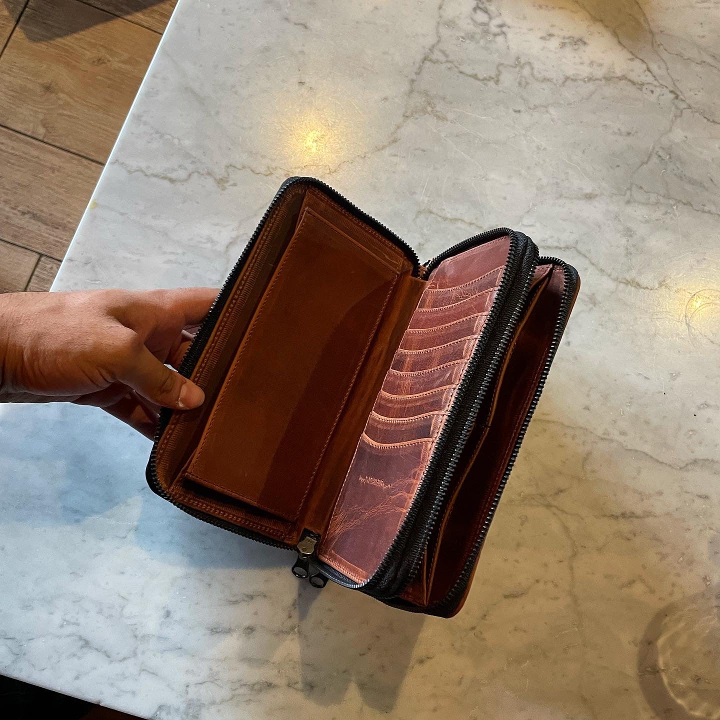 Cartera/Neceser Large Walker cafe Umber