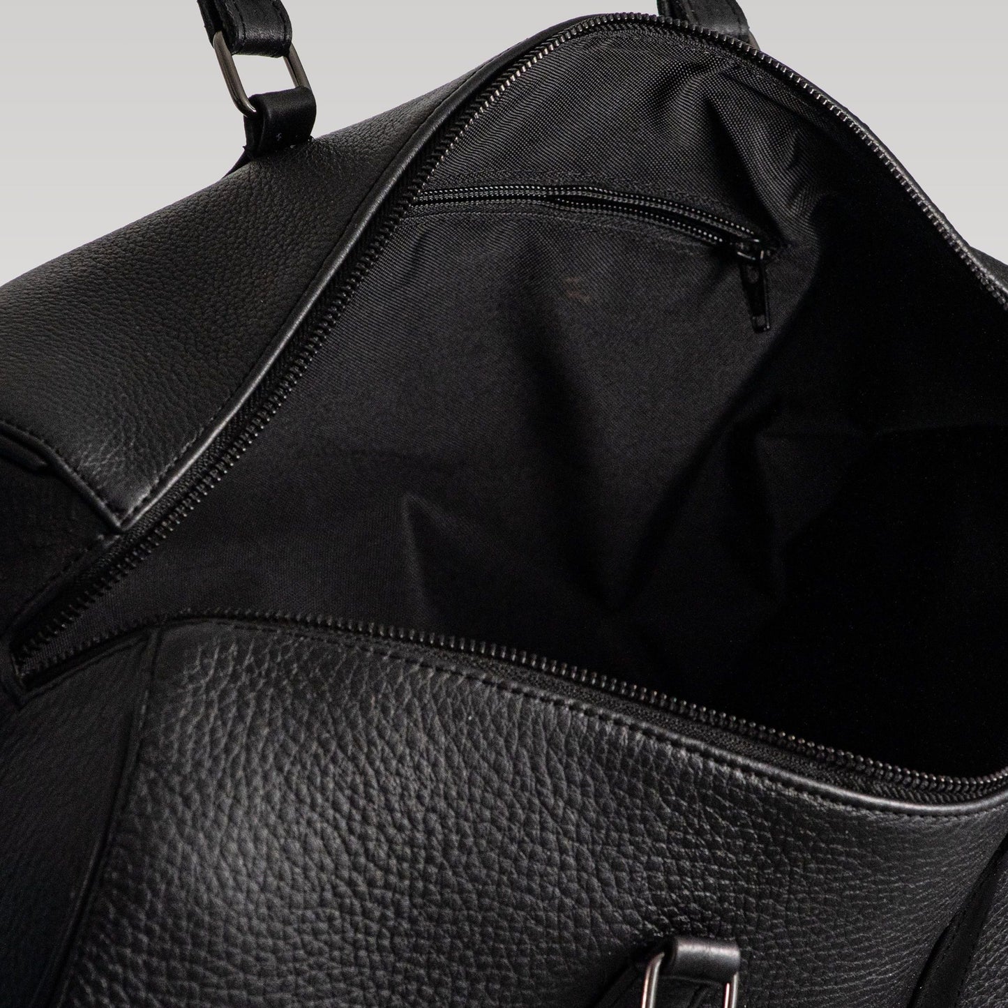 Travel Bag b002 Bisonte Color Negro
