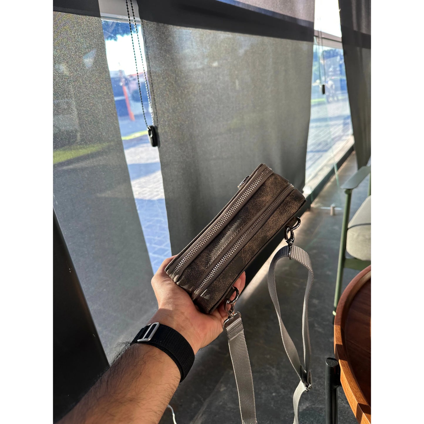 Cesar Cafe Brown Shoulder Bag