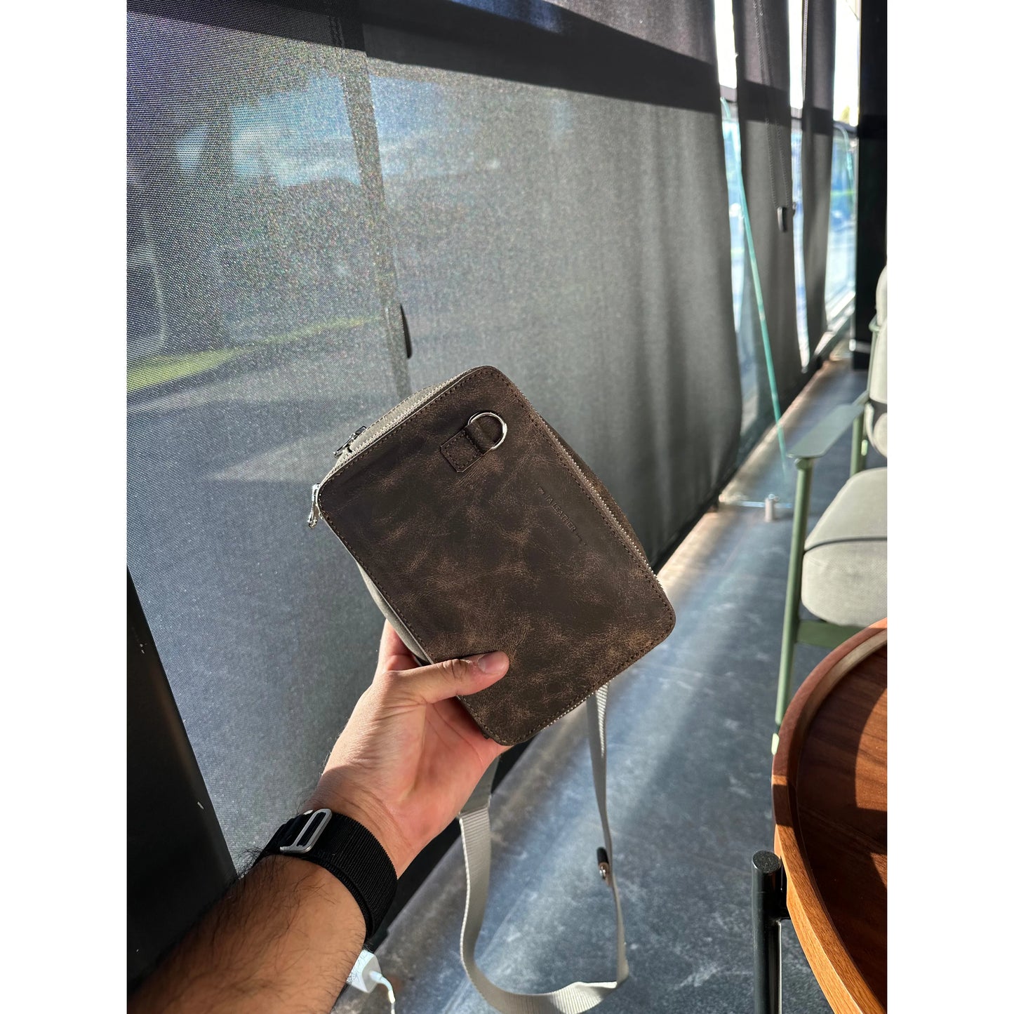 Cesar Cafe Brown Shoulder Bag