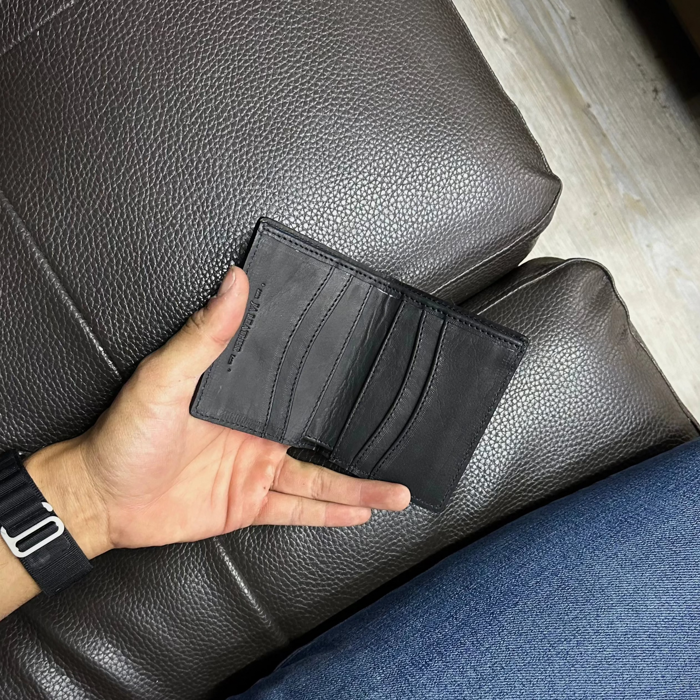 Bifold Piel cuello de toro negro