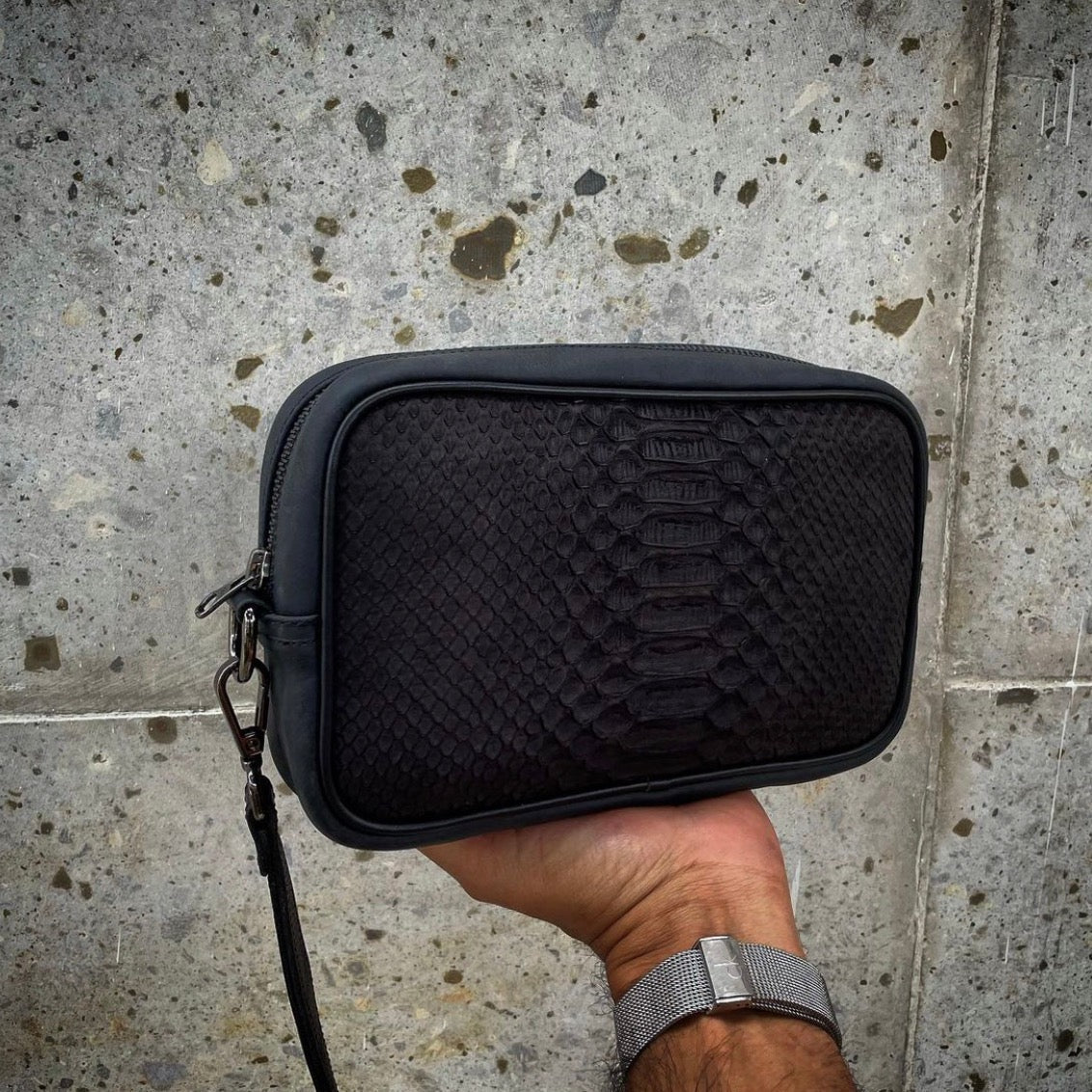 Neceser de piel para hombre Alberto piton negro - JA LEATHER